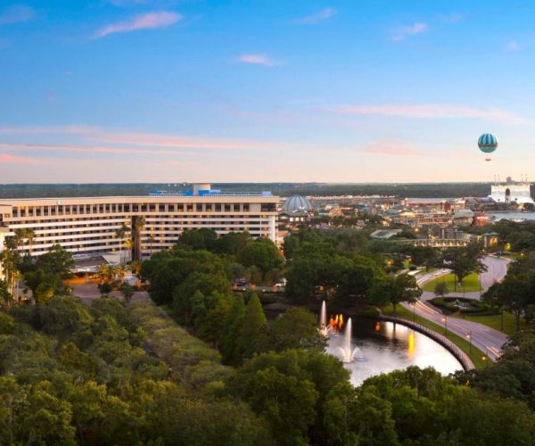 Hilton Orlando Lake Buena Vista – Disney Springs Area – Orlando, Florida